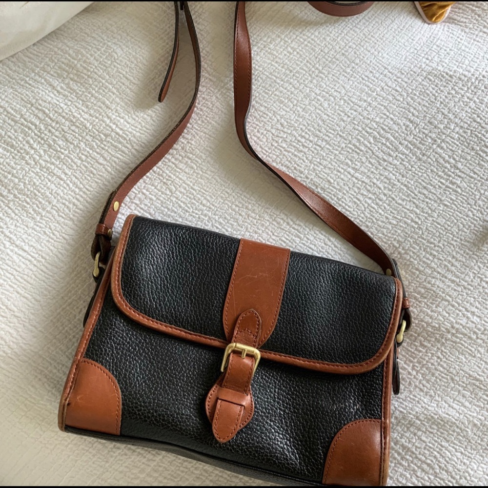 VINTAGE real leather cross body.